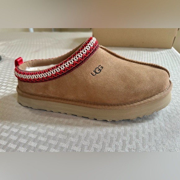 UGG Slip-On ? Suede Mule in Chestnut with Red Trim UGG Tasman Womens - “Regenerate” Womens 6 | eBay main image 3